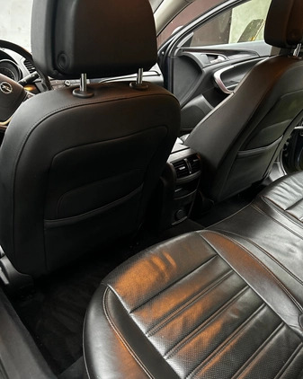Opel Insignia cena 27500 przebieg: 220000, rok produkcji 2009 z Skawina małe 121